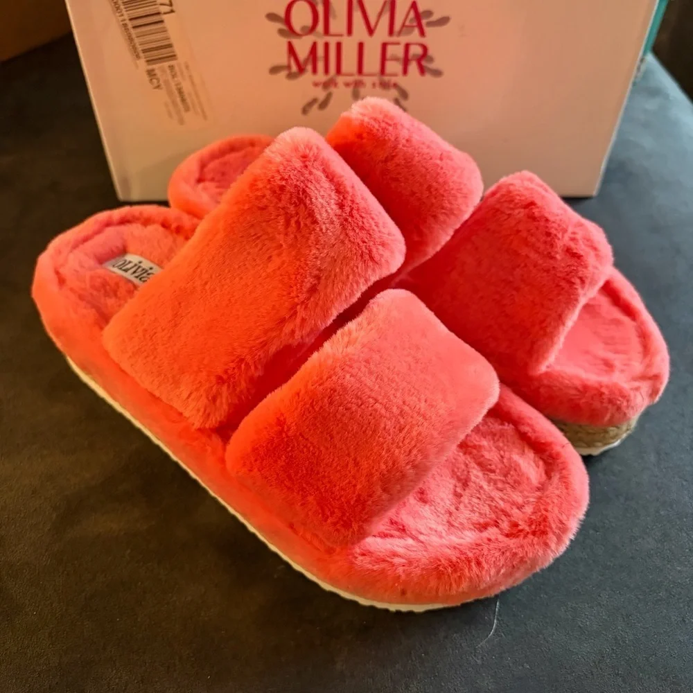 Olivia Miller Fuzzy Platform Slides Orange Size 7
